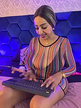 Angelina Roa online show from May 2026 02:57:02 PM