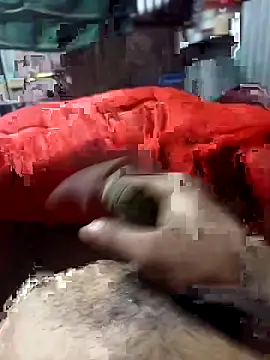 Snapshot of WrongAngle30 chatting on December 2025 04:08:01 AM WrongAngle30 online show from December 2025 04:08:01 AM