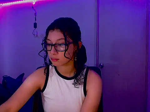 Snapshot of Ivonnybonn chatting on January 2026 08:12:01 PM Ivonnybonn online show from January 2026 08:12:01 PM