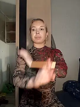 Conny Shellie online show from February 2026 11:42:01 AM