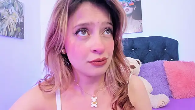 Kyvella Myric online show from October 2025 10:54:02 PM