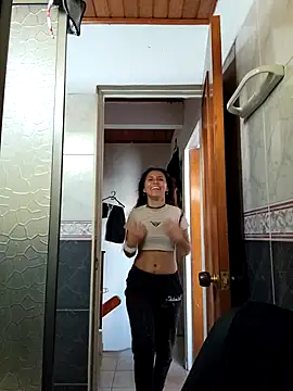  TOMOE online show from October 2025 09:21:02 PM