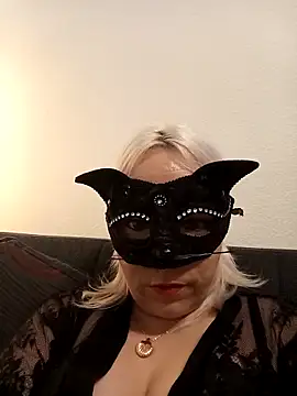 Snapshot of Lillike30 chatting on February 2026 01:26:02 AM Lillike30 online show from February 2026 01:26:02 AM