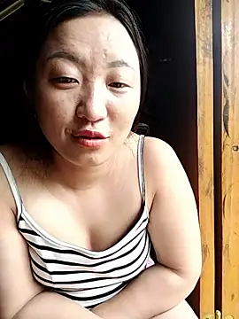 zhen-zo online show from May 2026 02:18:01 AM
