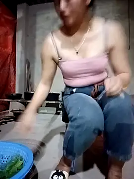 buddy-sexy online show from April 2026 11:43:01 AM