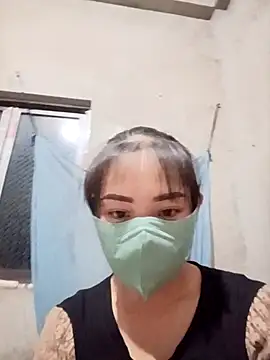 bree-zz online show from November 2025 11:56:02 AM