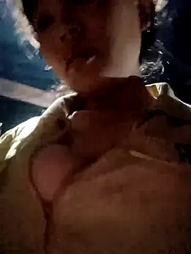 bree-zz online show from February 2026 12:28:01 AM