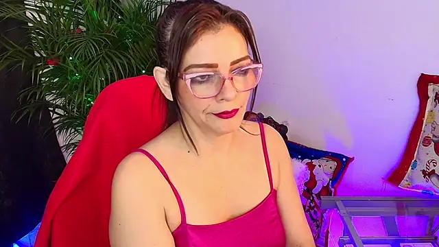 Carol Miss2 online show from December 2025 11:30:02 AM