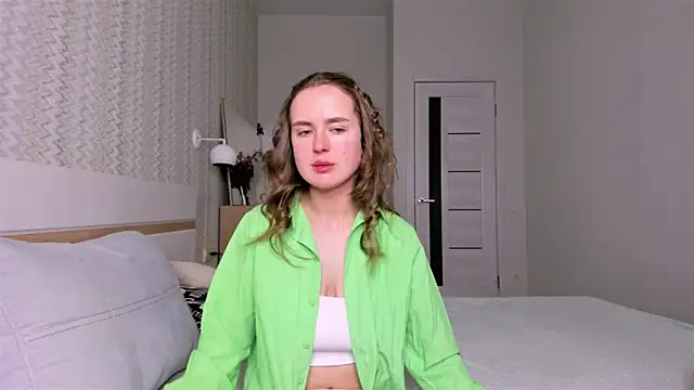 LilMary  online show from February 2026 12:28:02 AM