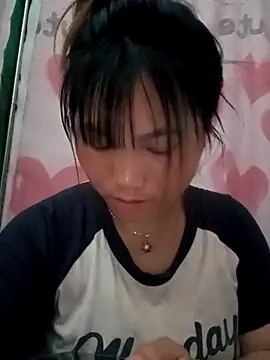 min-xinh online show from April 2026 07:50:02 AM