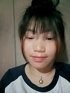 min-xinh online show from April 2026 03:29:01 PM
