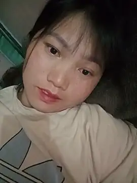 min-xinh online show from May 2026 01:30:02 PM