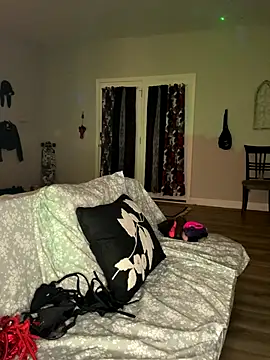 yunniq online show from October 2025 02:32:01 AM