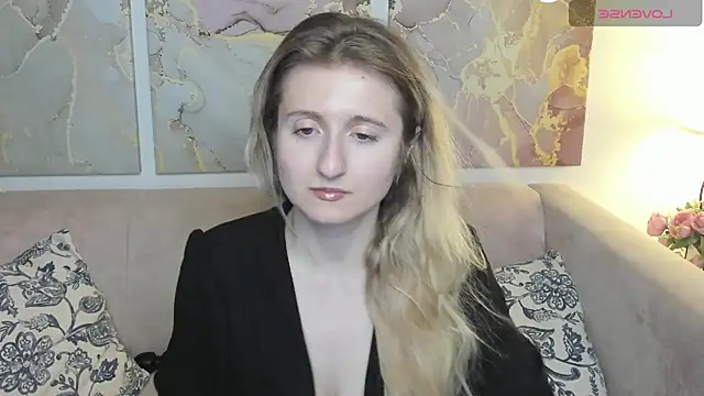 CamillaDreamer online show from May 2026 11:28:01 AM