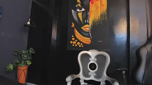 Snapshot of Valka_Ross chatting on October 2025 11:17:02 PM Valka Ross online show from October 2025 11:17:02 PM