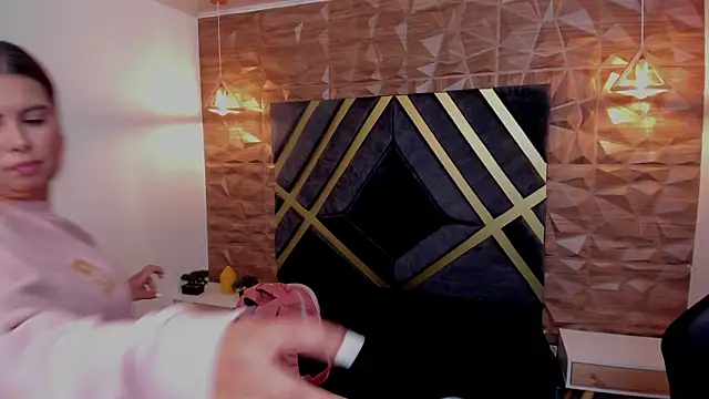 Valka Ross online show from March 2026 05:13:01 AM