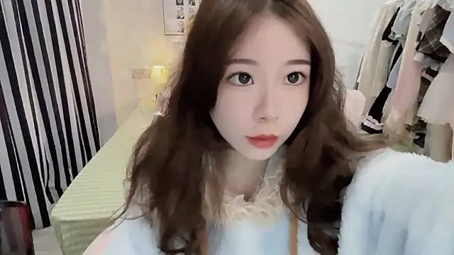 Snapshot of Gardenia-222 chatting on November 2025 07:51:02 AM Gardenia-222 online show from November 2025 07:51:02 AM