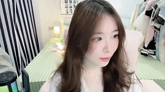 Snapshot of Gardenia-222 chatting on January 2026 03:27:02 PM Gardenia-222 online show from January 2026 03:27:02 PM