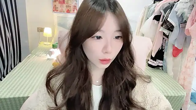 Snapshot of Gardenia-222 chatting on January 2026 01:05:02 PM Gardenia-222 online show from January 2026 01:05:02 PM