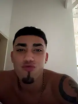 Snapshot of bbyexclussive chatting on September 2025 11:14:01 AM bbyexclussive online show from September 2025 11:14:01 AM