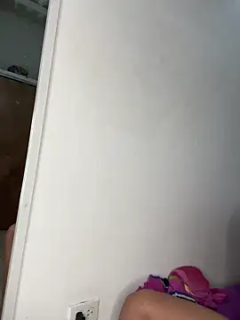 Snapshot of bbyexclussive chatting on September 2025 11:20:02 PM bbyexclussive online show from September 2025 11:20:02 PM