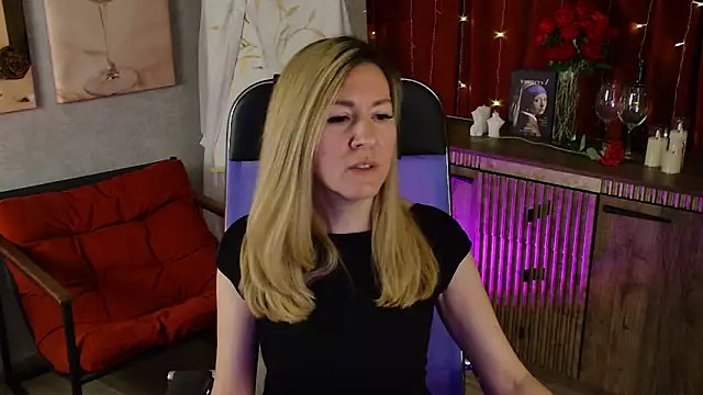 DonnaSmitth online show from May 2026 06:47:02 PM