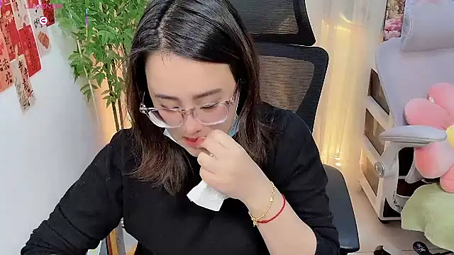 NEWONETO online show from February 2026 02:27:02 PM