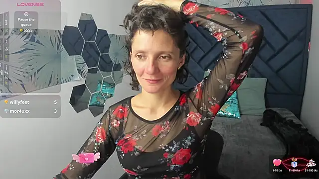 Valery More   online show from February 2026 02:11:02 PM