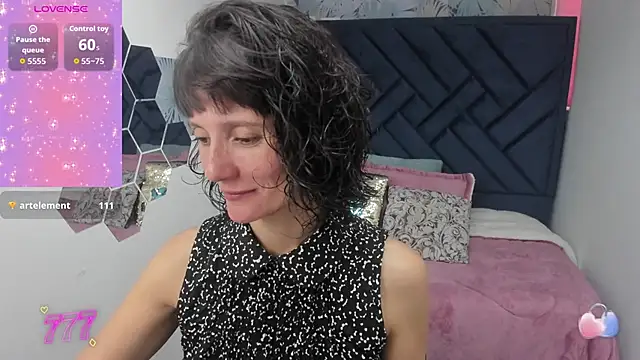 Valery More   online show from April 2026 01:12:02 PM