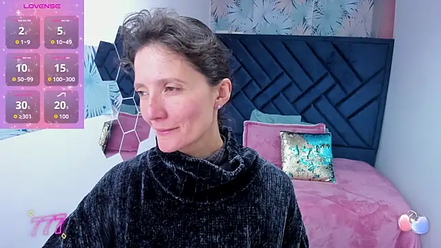 Valery More   online show from April 2026 02:25:01 PM