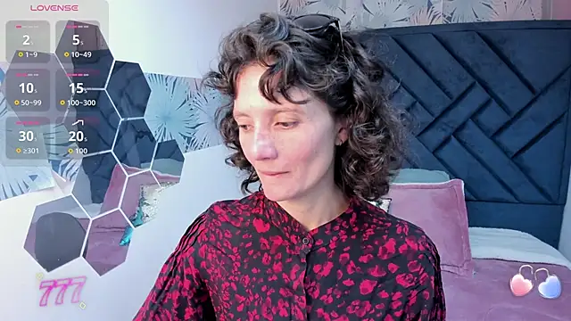 Valery More   online show from May 2026 01:06:01 PM