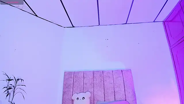 Mila 1wood online show from June 2026 12:42:02 PM