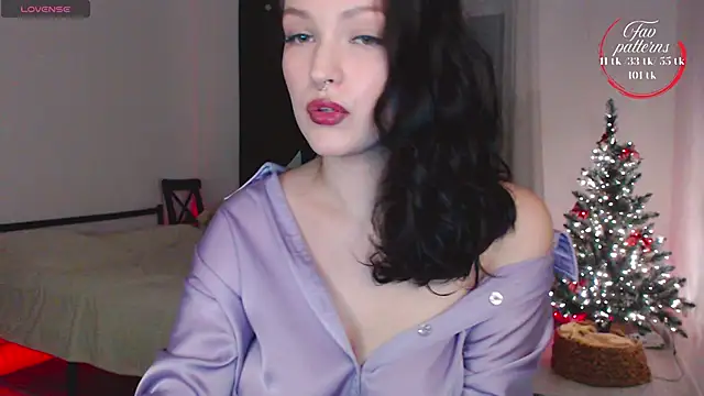 Snapshot of Lessie_ chatting on December 2025 07:30:02 PM Lessie online show from December 2025 07:30:02 PM