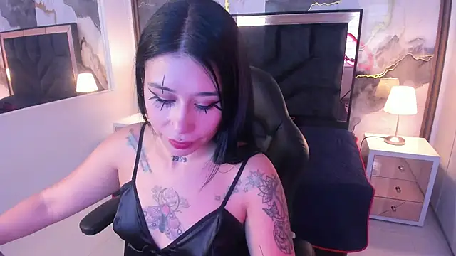 Snapshot of SusanVilla chatting on June 2026 08:11:02 PM SusanVilla online show from June 2026 08:11:02 PM