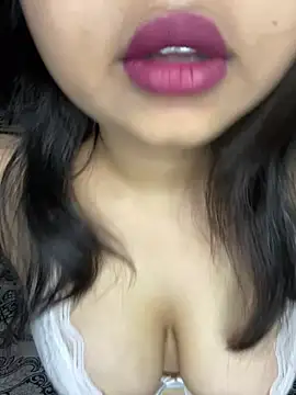 Snapshot of soniyaverma00 chatting on April 2026 07:29:02 PM soniyaverma00 online show from April 2026 07:29:02 PM