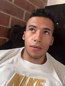 wiland hot23 online show from October 2025 03:55:02 PM