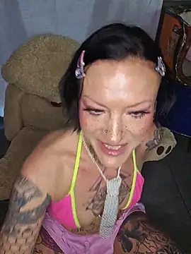 Snapshot of Peach420live chatting on May 2026 11:04:02 AM Peach420live online show from May 2026 11:04:02 AM