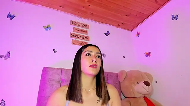 Lia Roses3x online show from May 2026 02:19:01 AM