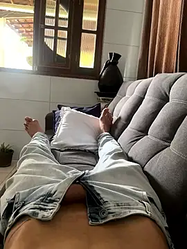 MCLZK online show from January 2026 05:48:02 PM