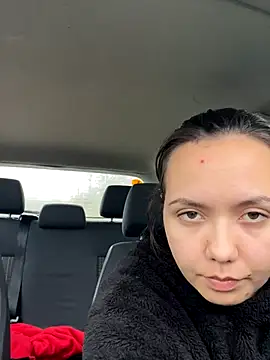 CamillaHessel online show from November 2025 01:42:02 PM