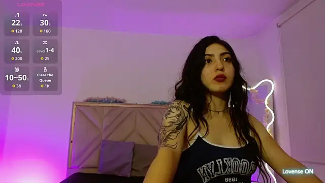 Ixchel tay online show from October 2025 03:17:02 AM