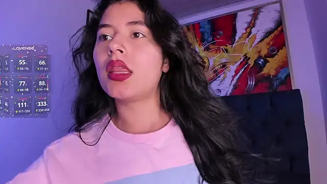 violet blaze online show from November 2025 12:06:01 PM