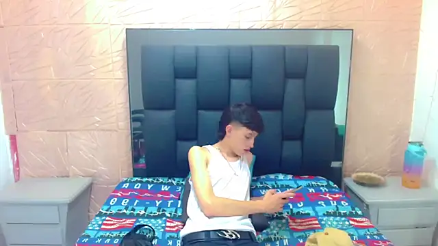 thaigo twink38 online show from October 2025 04:02:02 AM