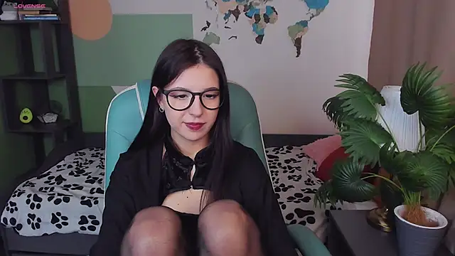 Azaliya Haze online show from November 2025 10:25:02 AM