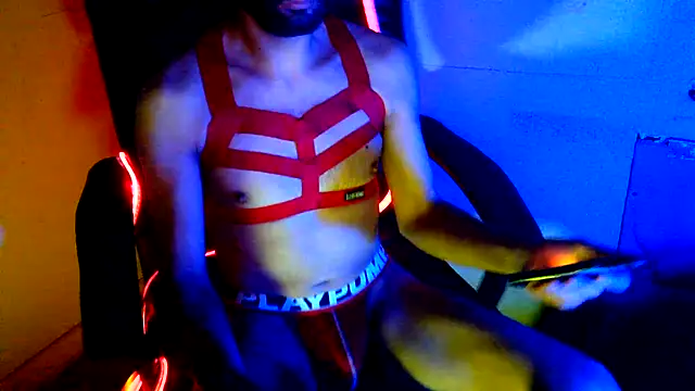 highinhtxx online show from February 2026 05:57:01 AM