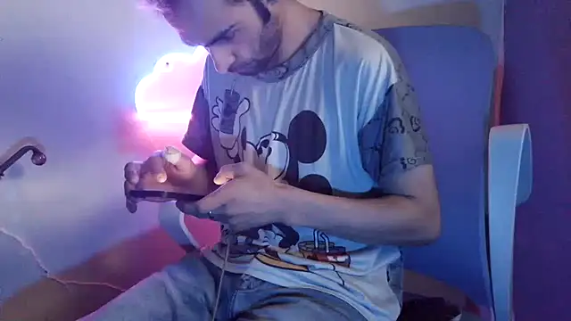 highinhtxx online show from May 2026 05:19:01 PM