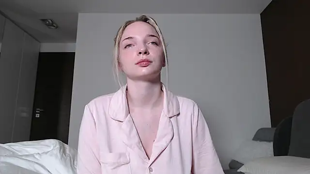 Snapshot of jessicahbelle chatting on May 2026 12:27:01 AM jessicahbelle online show from May 2026 12:27:01 AM