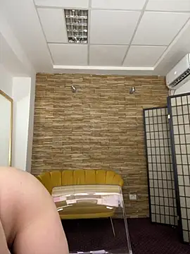 Snapshot of Lunna_Squirt chatting on November 2025 08:54:01 PM Lunna Squirt online show from November 2025 08:54:01 PM