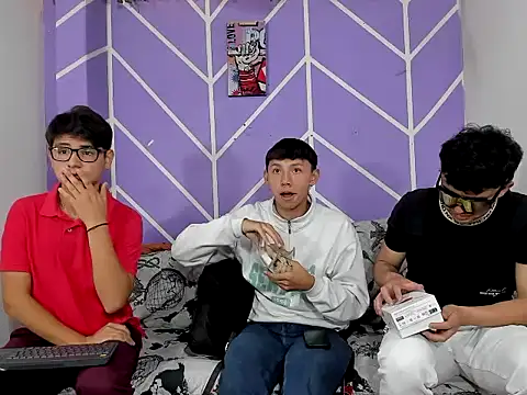 Snapshot of nexusboyhot chatting on December 2025 01:53:01 PM nexusboyhot online show from December 2025 01:53:01 PM