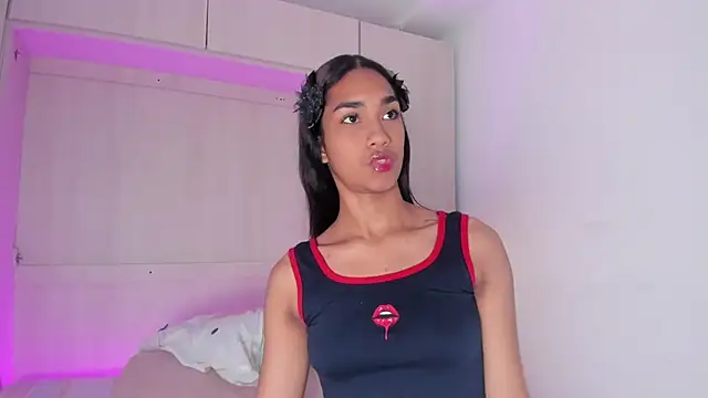 AnahiCollins online show from November 2025 11:32:02 AM